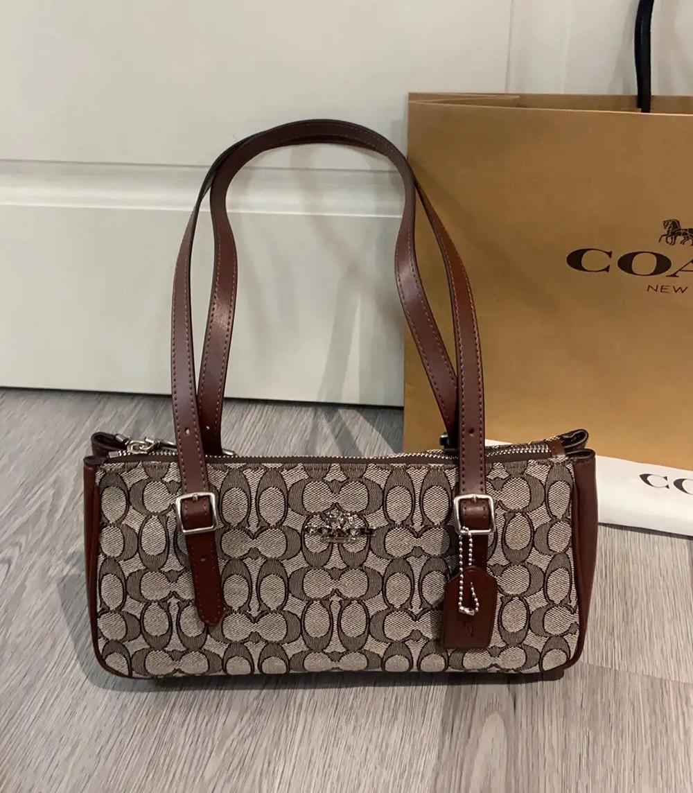 Coach fashion shoulder bag